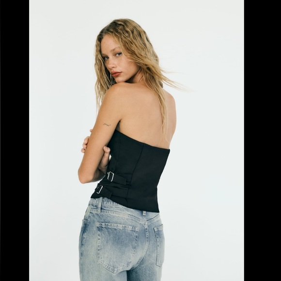 STRAPLESS BUCKLE TOP - Picture 6 of 8